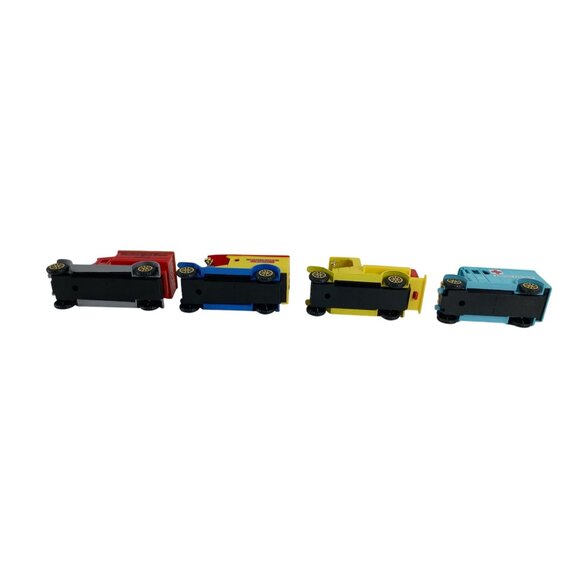 Reader's Digest Set Of 4 Classic Trucks Vehicles 4" Toy Vehicles Vintage - Picture 7 of 8